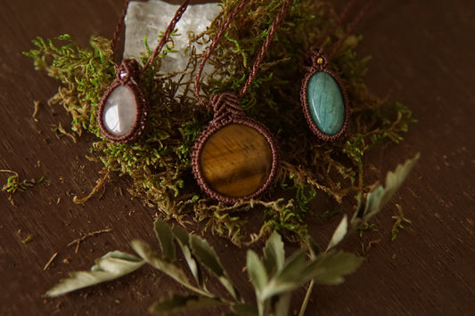 Tiger's Eye Macrame Necklace image 1