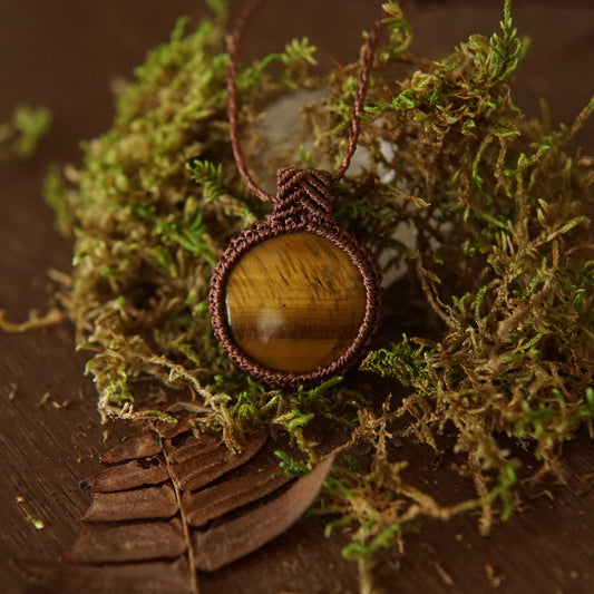 Tiger's Eye Macrame Necklace image 0